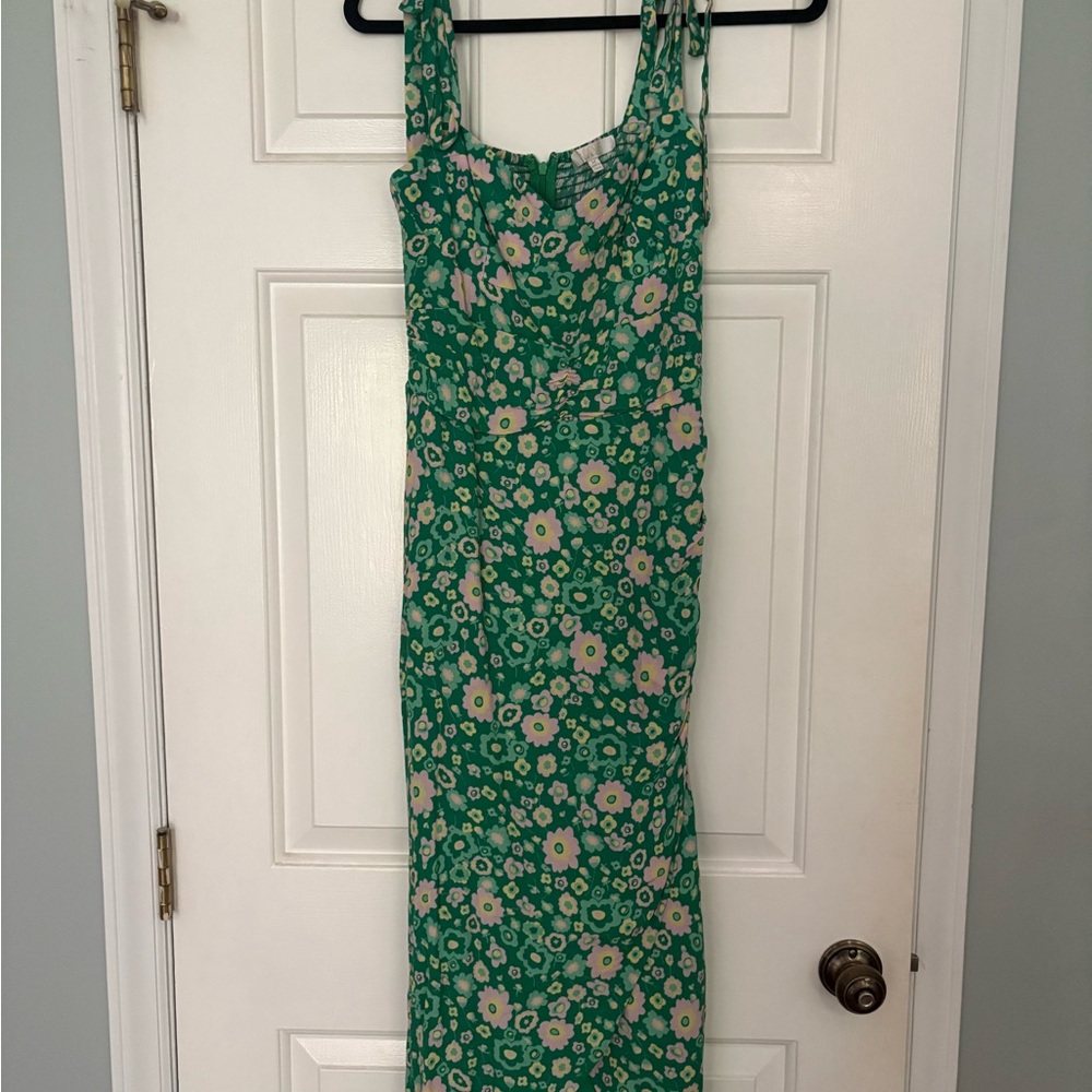 Wayf Green Sleeveless Maxi Sundress for Casual Occasions